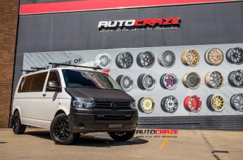 VOLKSWAGEN TRANSPORTER KM708 BULLY SATIN BLACK